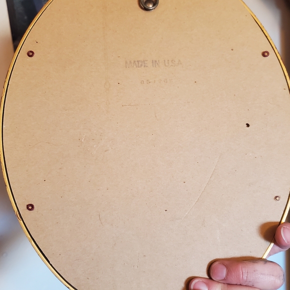 Oval Wall Decor with Gold Edge - Picture 6 of 6